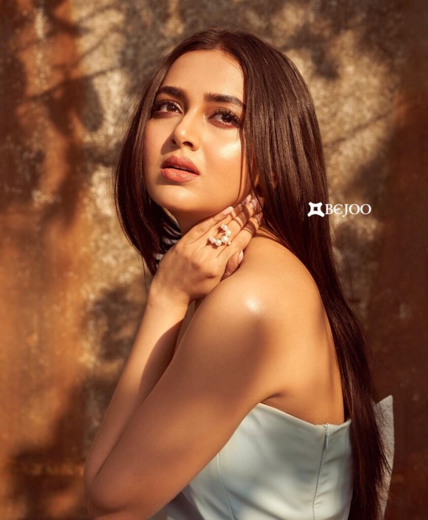 Actress Tejasswi Prakash Photos, Images & Pics