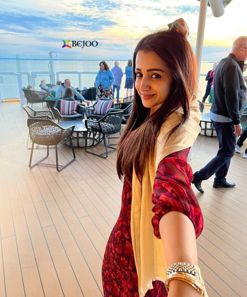 Actress Trisha krishnan Instagram 8 Photos