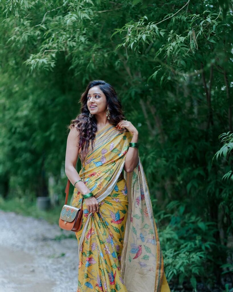 Actress Vithika Sheru Instagram Photos