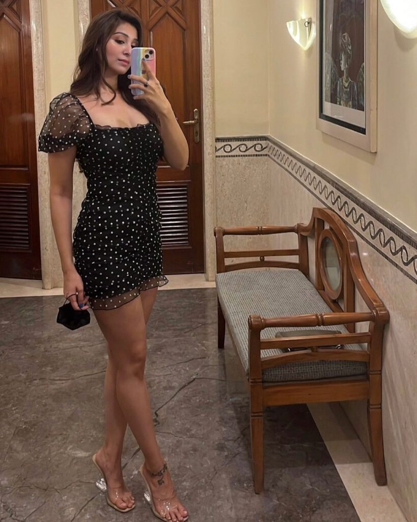 Gorgeous Sahiba Bhasin Instagram Photos